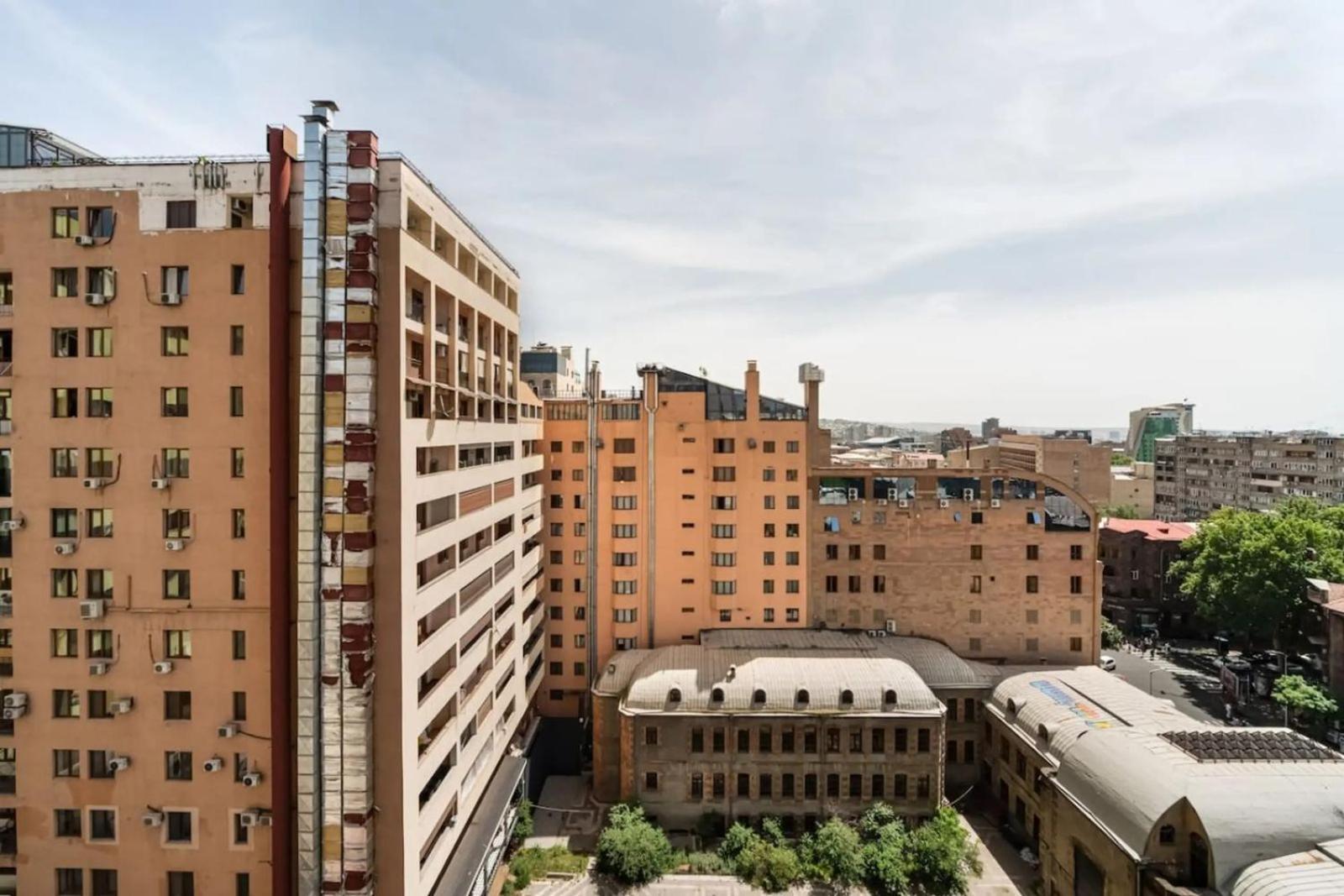 Fantastic Apartments Near Republic Square, Perfect Location, Mystreet Company Erevan Exterior foto