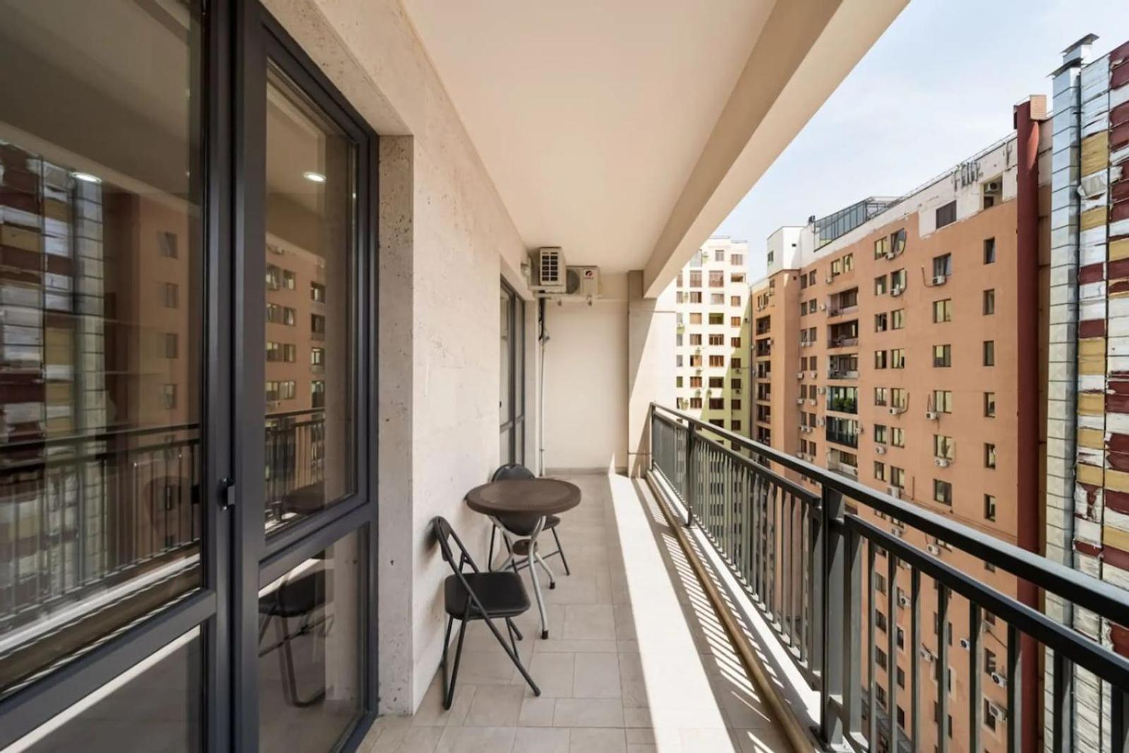 Fantastic Apartments Near Republic Square, Perfect Location, Mystreet Company Erevan Exterior foto