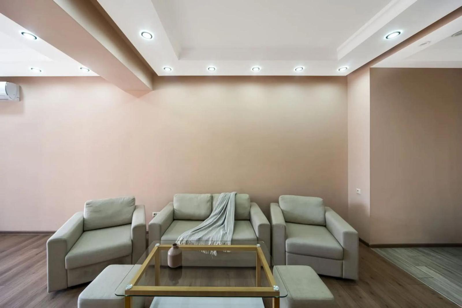 Fantastic Apartments Near Republic Square, Perfect Location, Mystreet Company Erevan Exterior foto